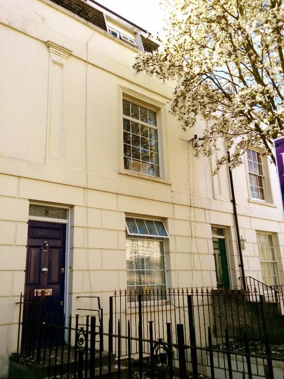 Property photo 3 of 6