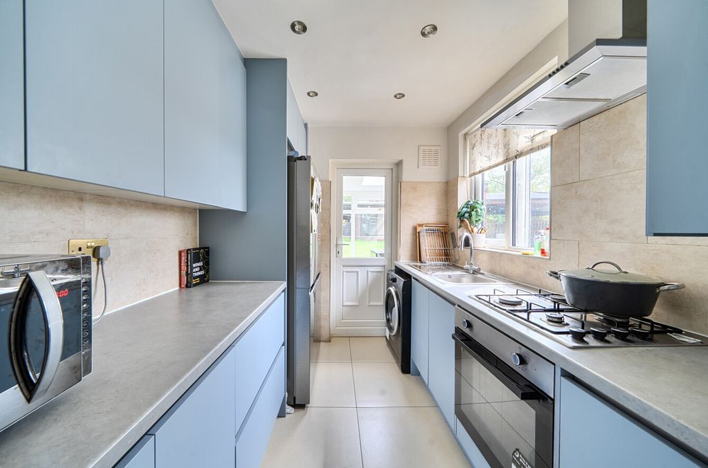 Property photo 3 of 21 1441279-10-69Dce4...