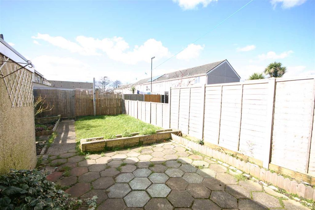 Property photo 2 of 2