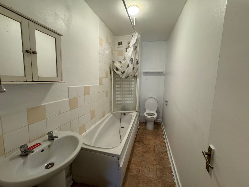 Property photo 3 of 4