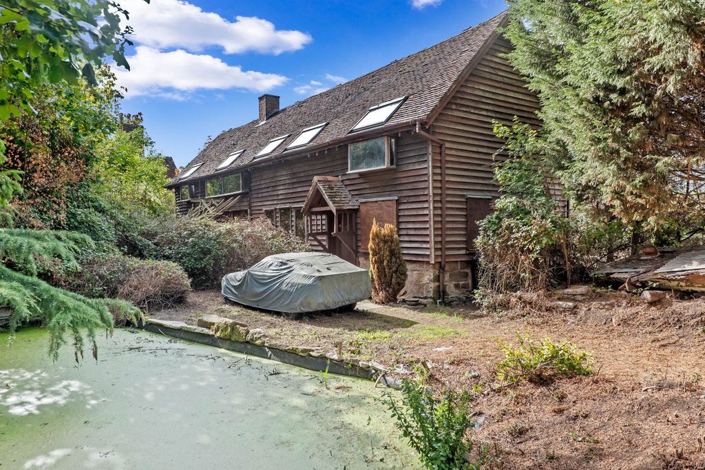 Property photo 1 of 21