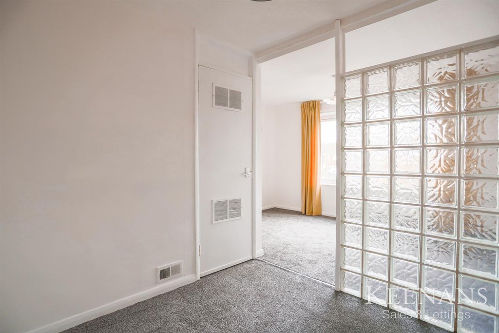 Property photo 2 of 14 Img_8855.Jpg