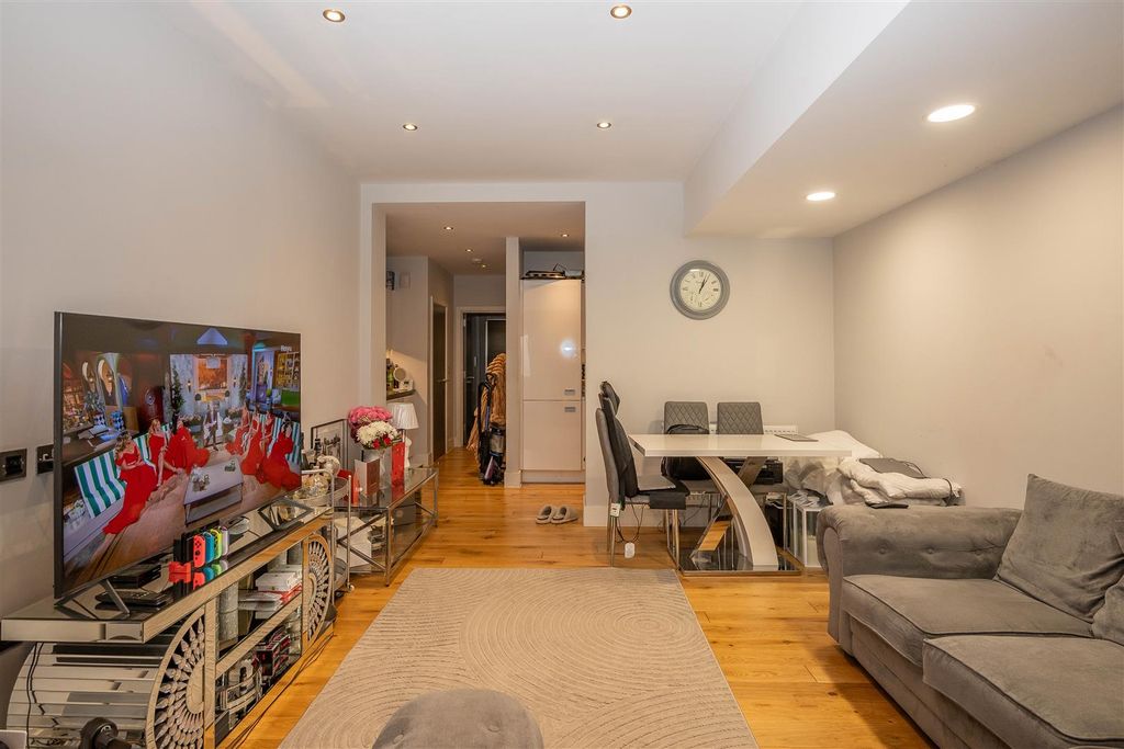 Property photo 3 of 8 Dsc_4400.Jpg