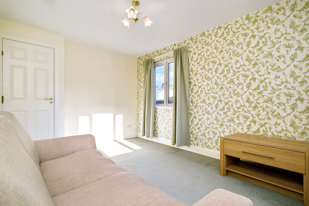 Property photo 3 of 13 Property Image 3