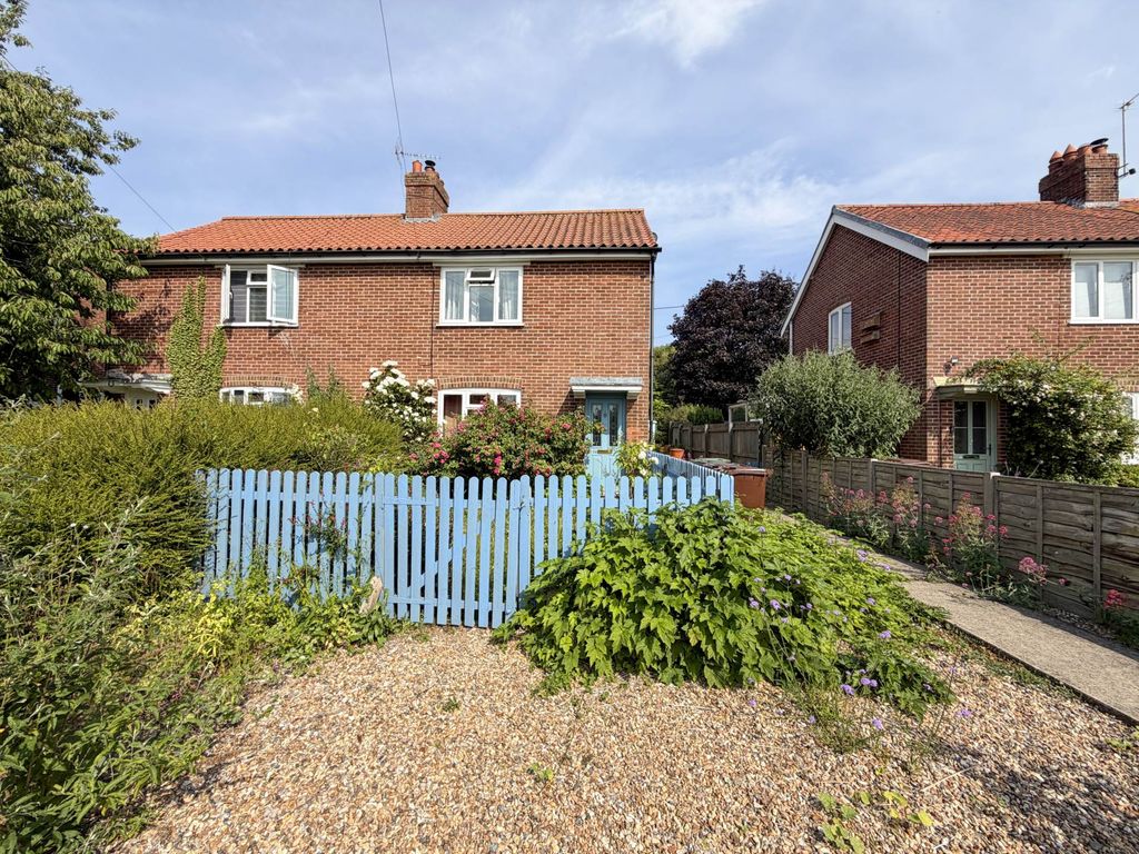 Property photo 1 of 28
