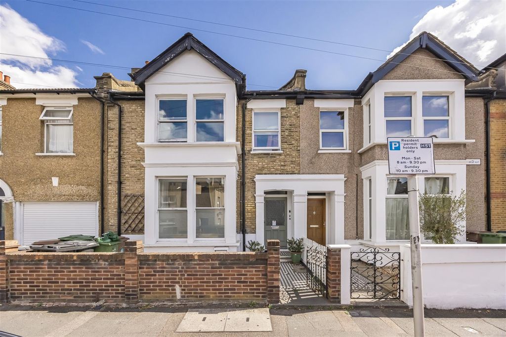 Property photo 1 of 12 1