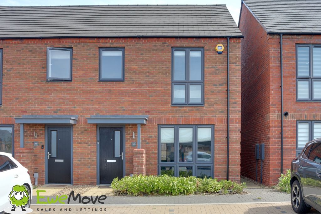 Property photo 2 of 15 Osier Grove By Ben Brind Ewemove Sales &amp; Lettings-