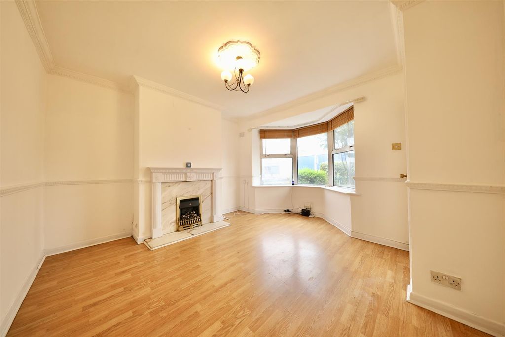 Property photo 2 of 10 0A4A9712.Jpg