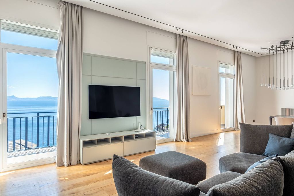 Property photo 1 of 29