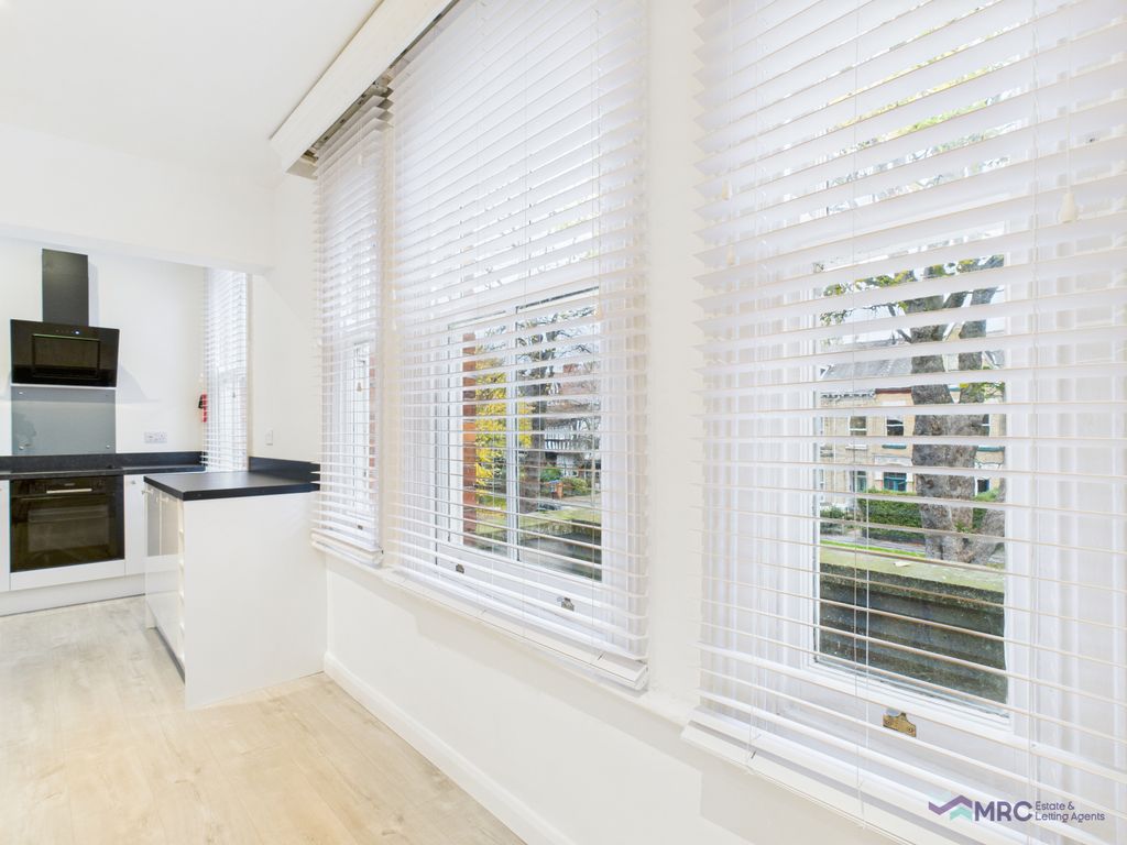 Property photo 3 of 12 Gallery