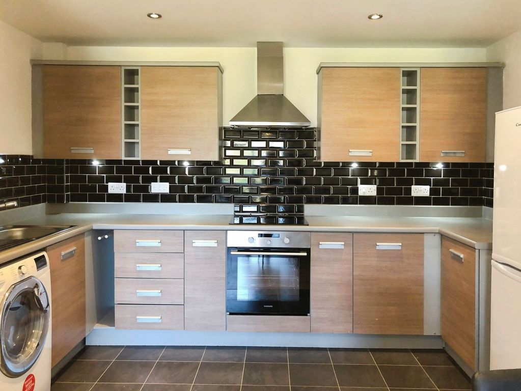 Property photo 1 of 9 Picture No. 14