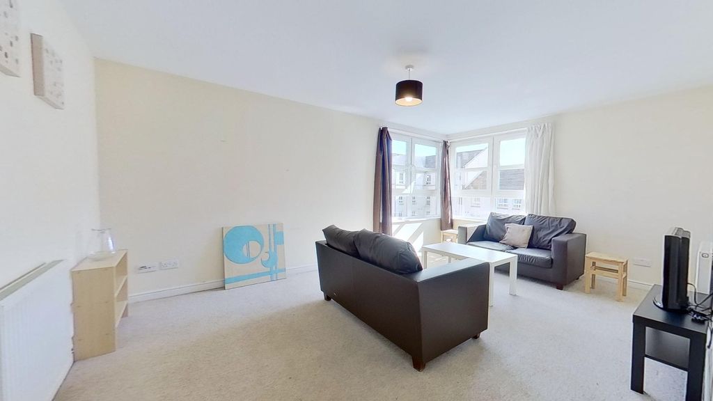 Property photo 2 of 11 Photo 2