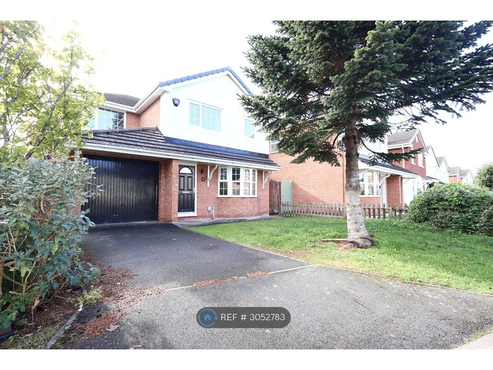 Property photo 1 of 13 Front Drive