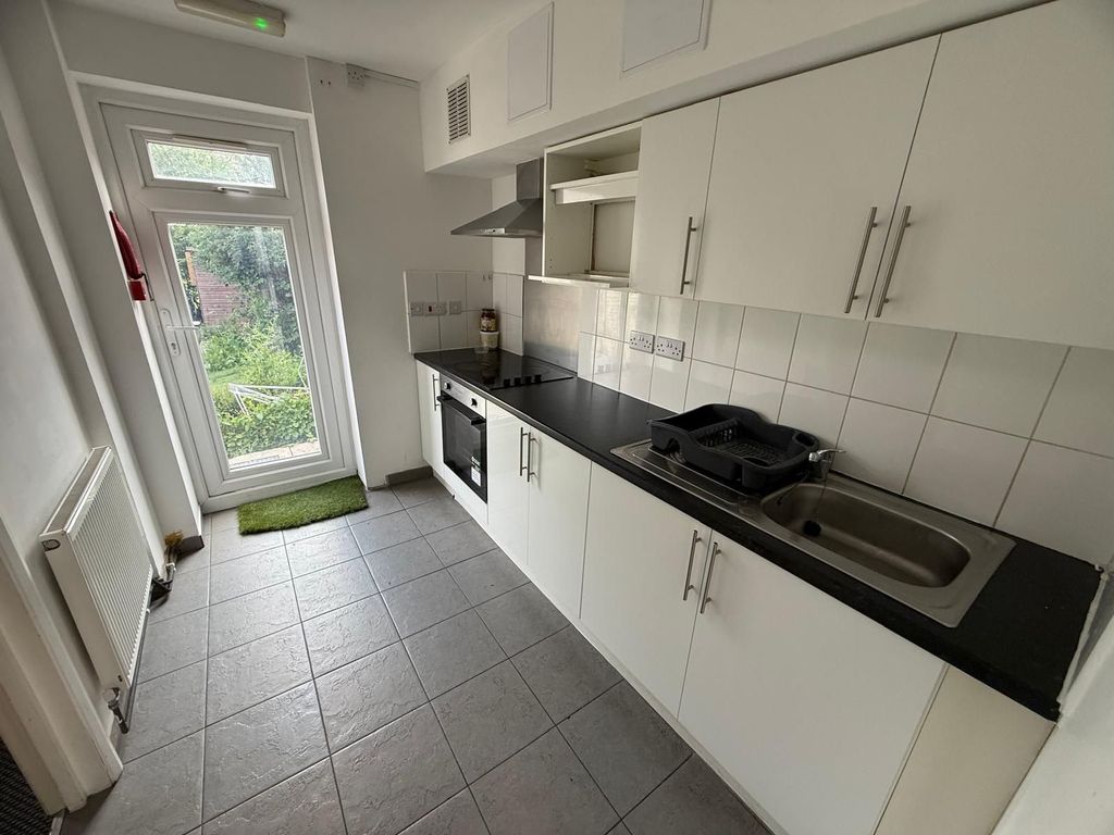 Property photo 1 of 4