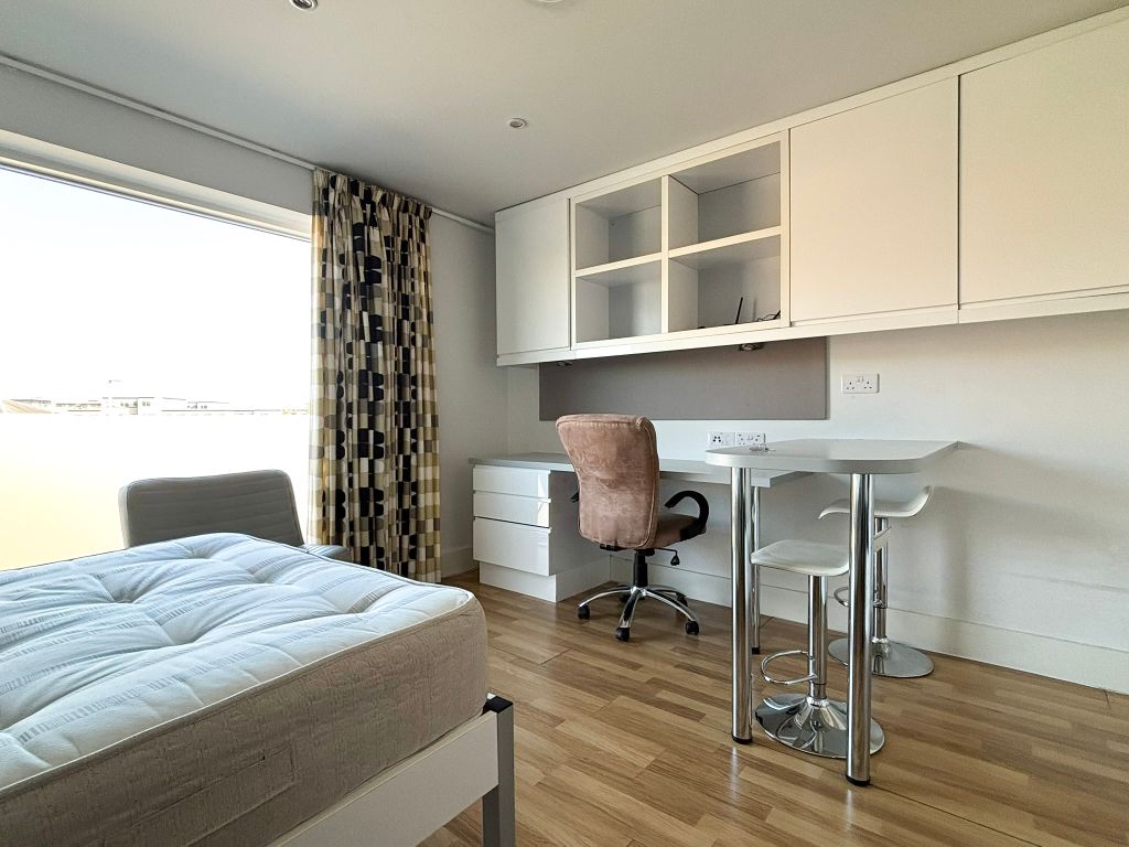 Property photo 2 of 12 Img_3129