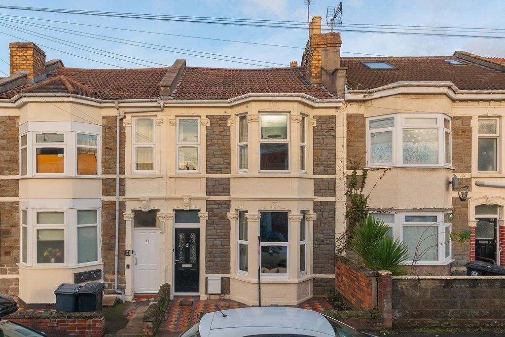 Property photo 2 of 33 2R1Rgk - External A.Jpg