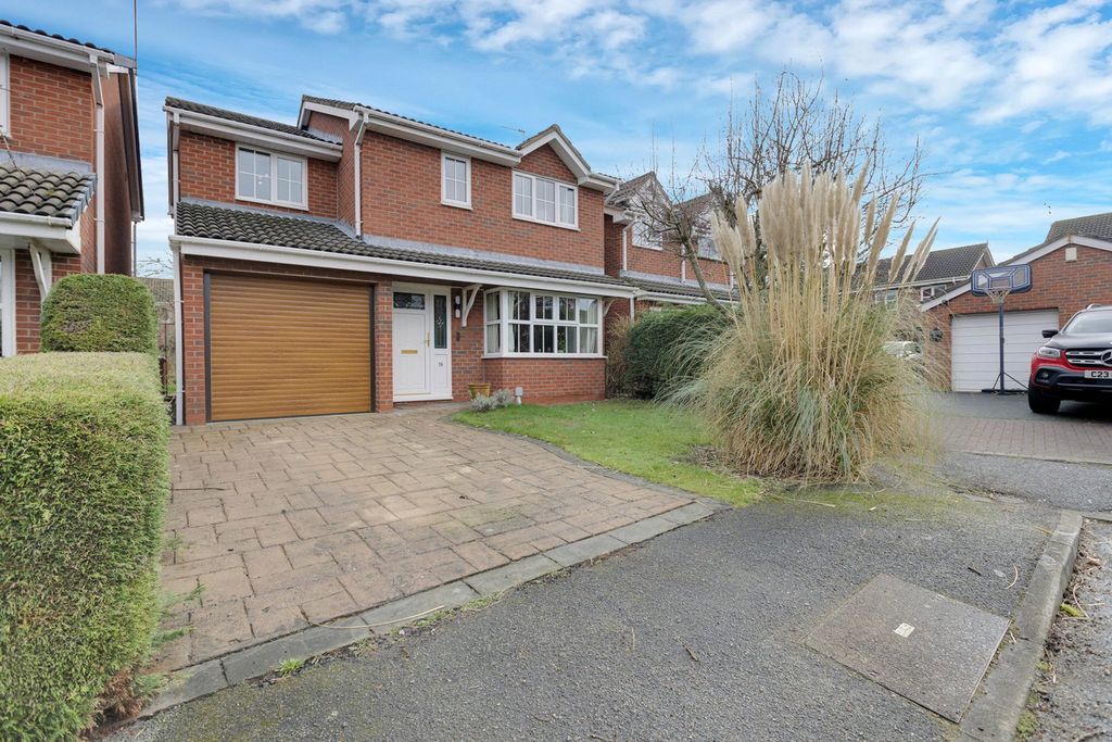 Property photo 2 of 23