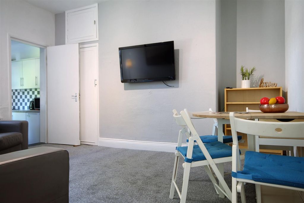 Property photo 2 of 10 1.Jpg