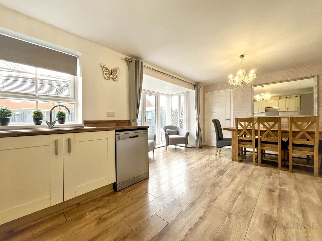 Additional image 8 of 4 bed property for salePenrose Place, Hebburn NE31