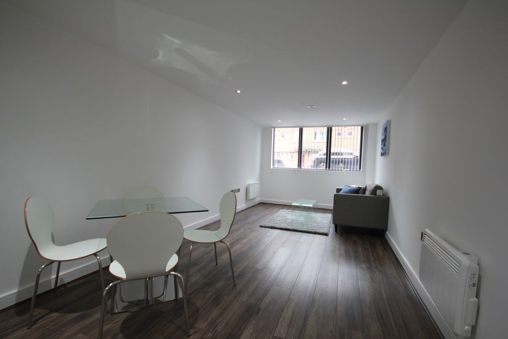 Property photo 2 of 9
