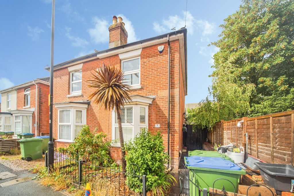 Property photo 1 of 16 Pbox-Img.Jpg