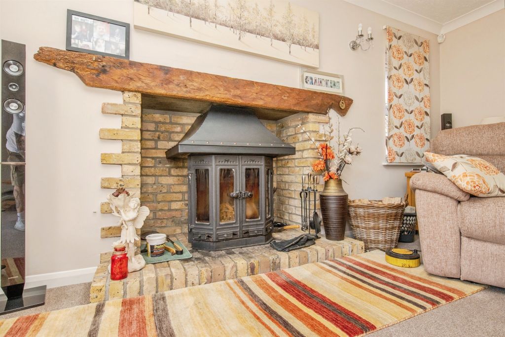 Property photo 3 of 24