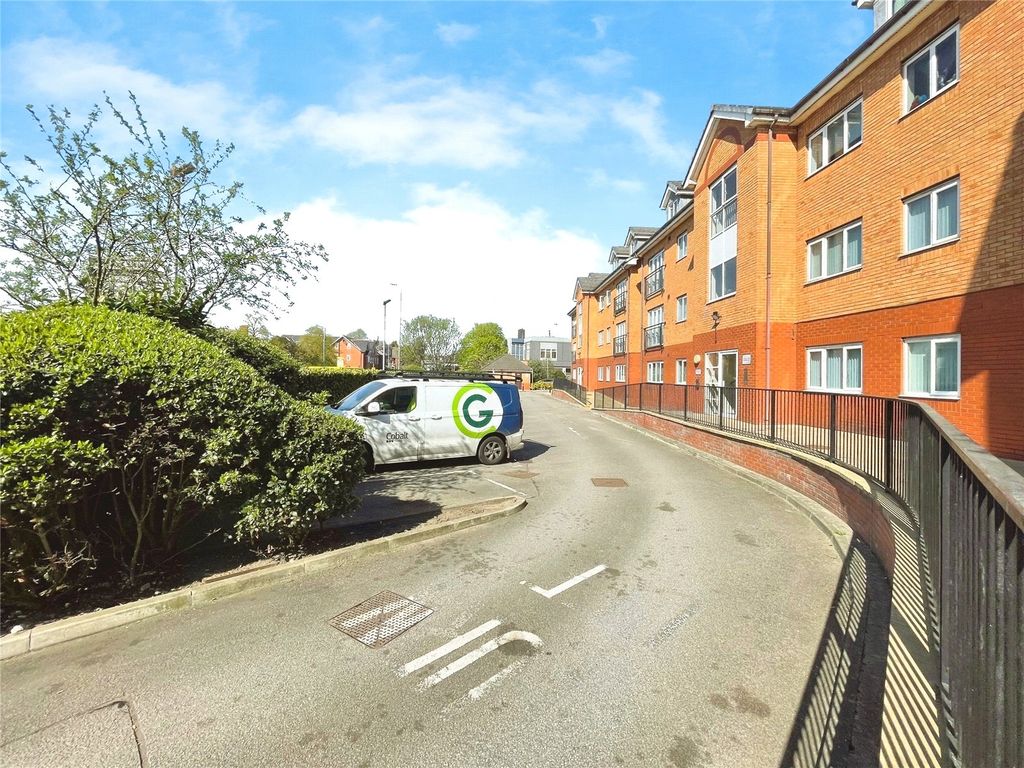 Property photo 3 of 24 Picture No. 23