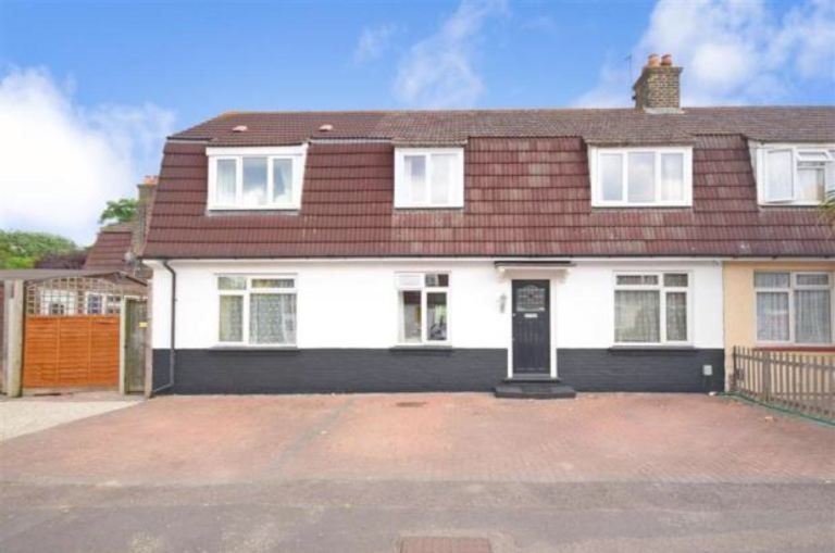 Property photo 1 of 5