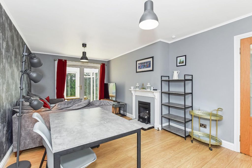Property photo 3 of 19 06.Jpg