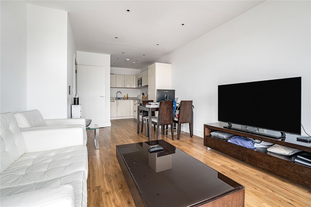 Property photo 1 of 14 Open Plan Living