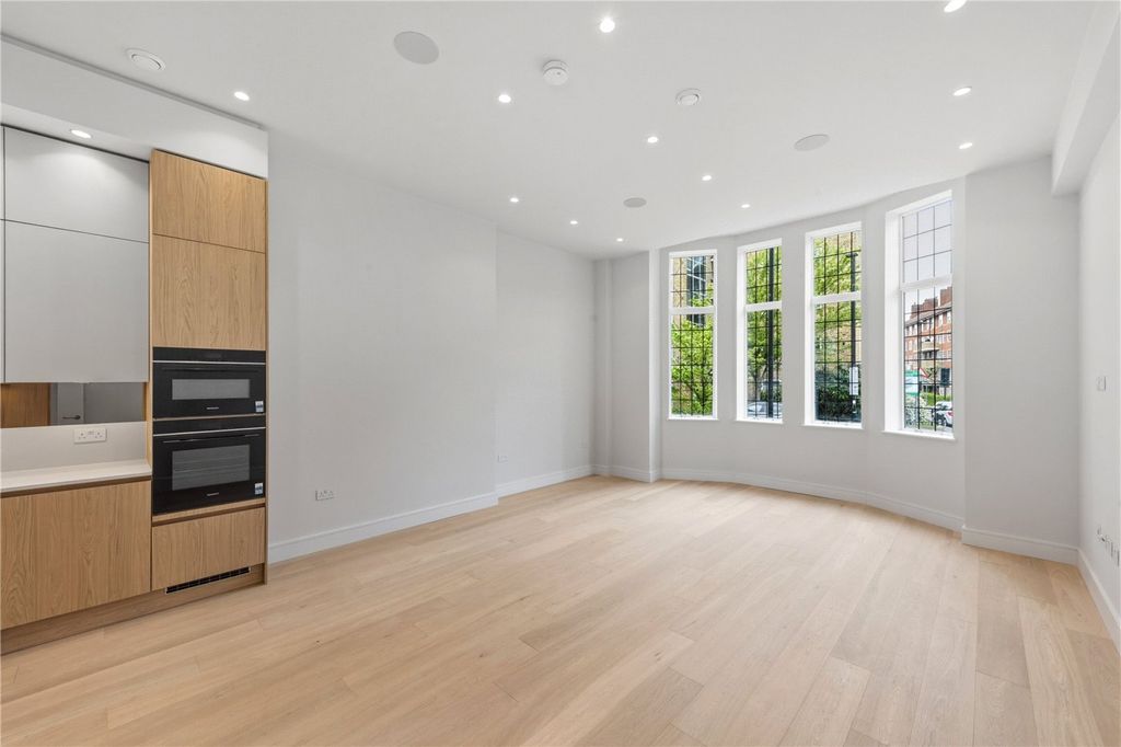 Property photo 2 of 12 Picture No. 05