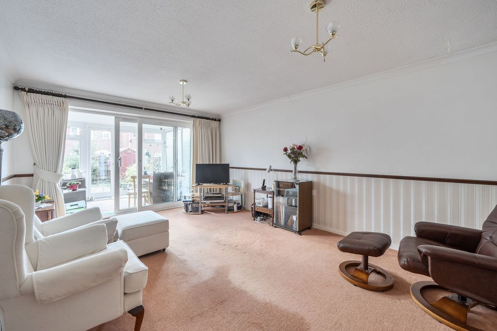 Property photo 2 of 15