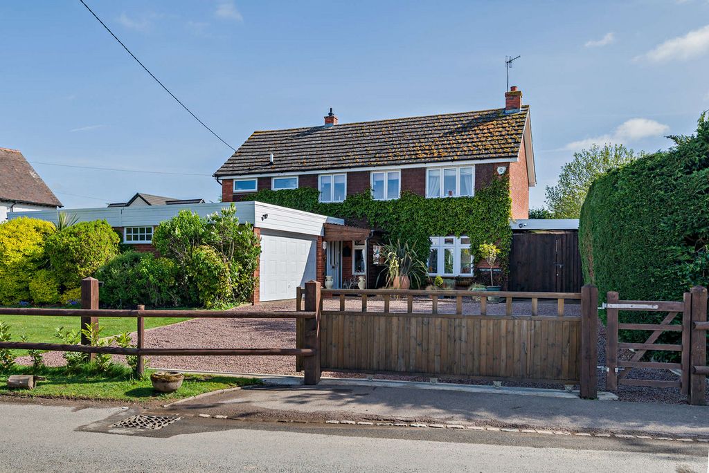 Property photo 1 of 30