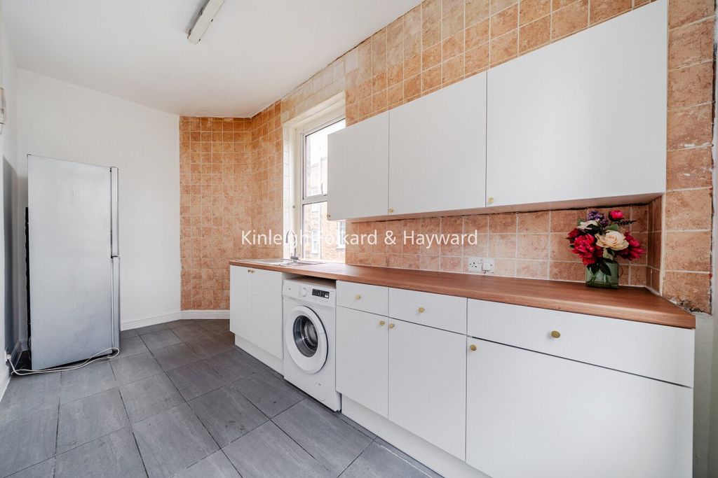 Property photo 2 of 15 Picture No. 09