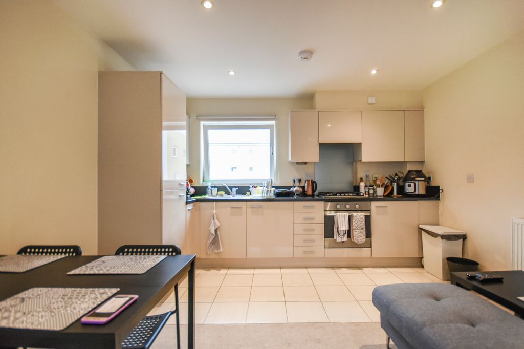 Property photo 3 of 9 Photo 03