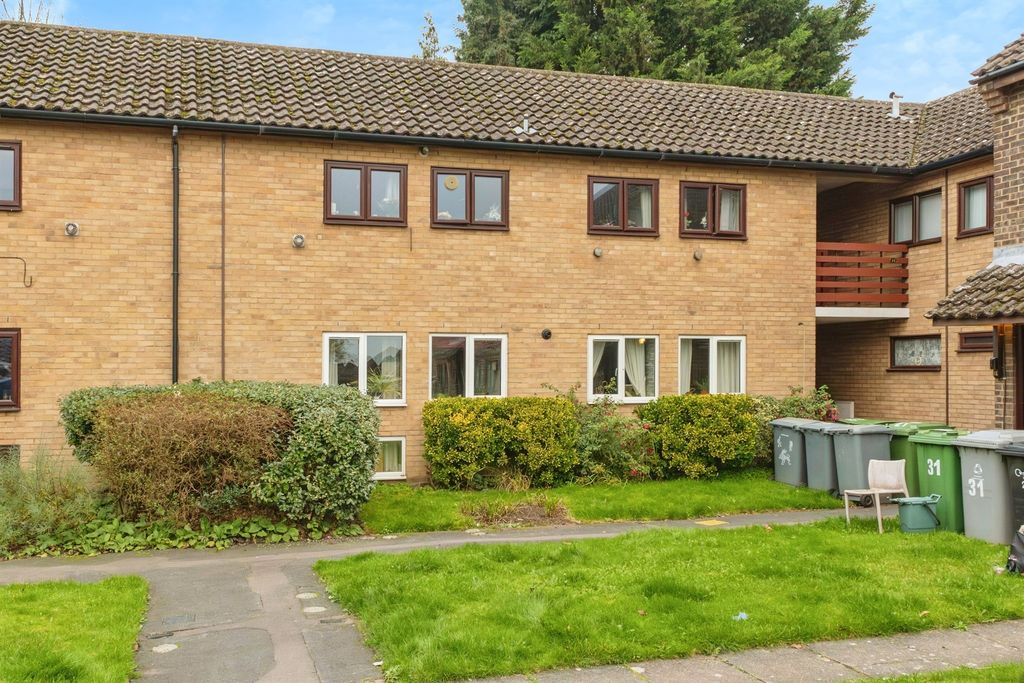 Property photo 1 of 17