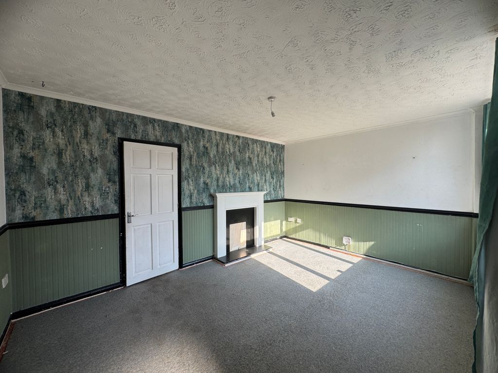 Property photo 2 of 10 Lounge