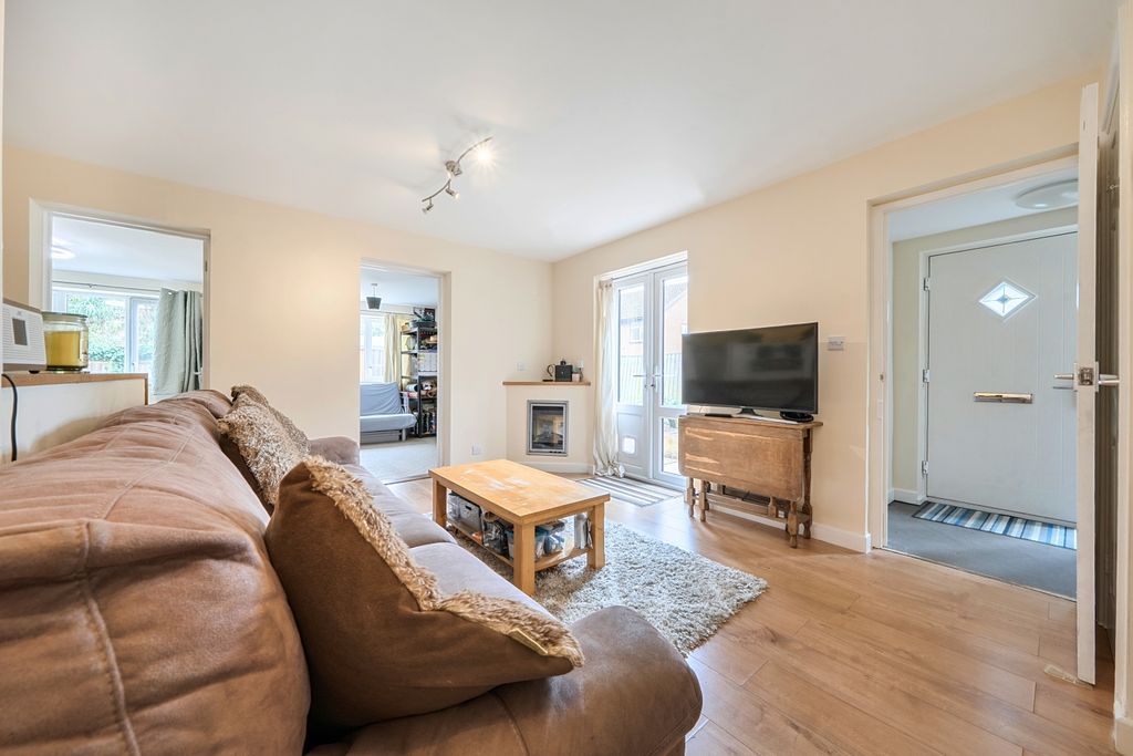 Property photo 3 of 10 1524690 (3)