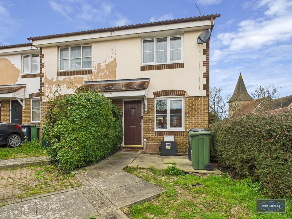 Property photo 1 of 8 External