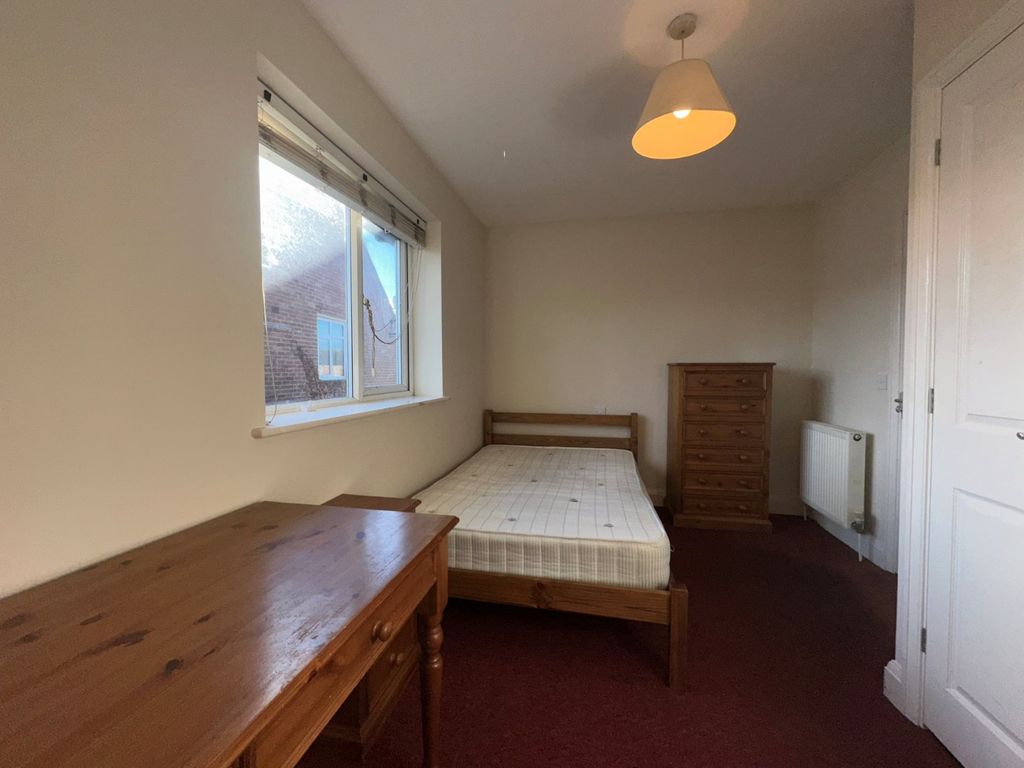 Property photo 3 of 5 Picture 3