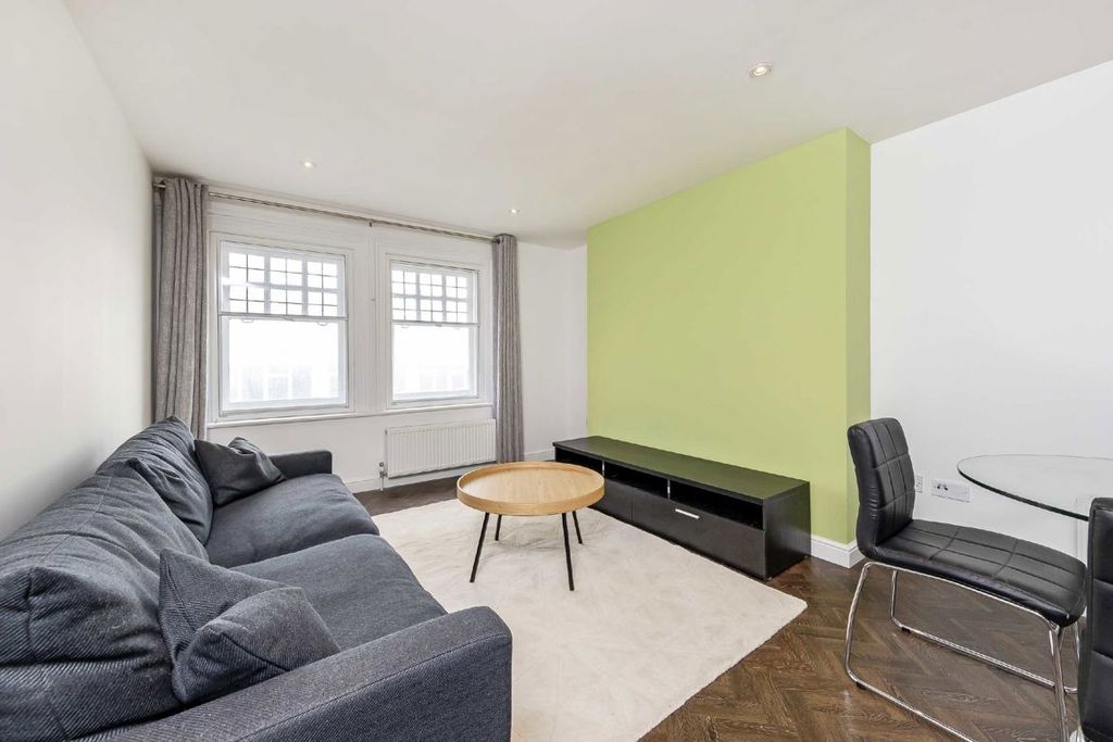 Property photo 3 of 4