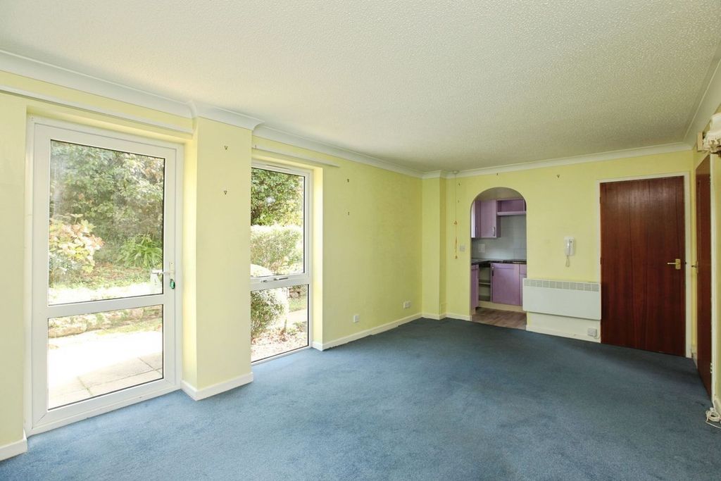 Property photo 3 of 16