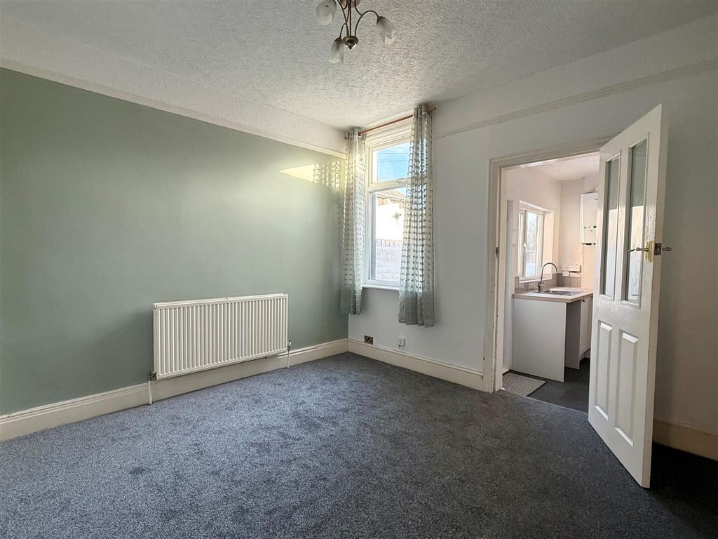 Property photo 2 of 9 Dining Room.Jpg