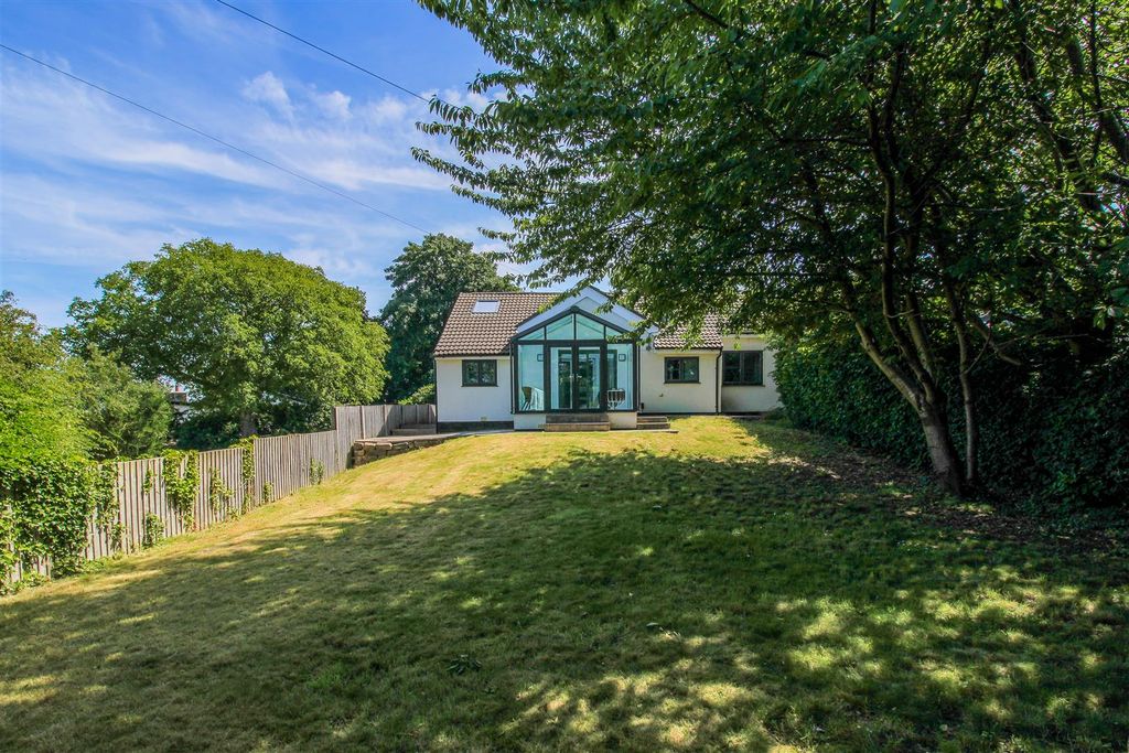 Property photo 3 of 21