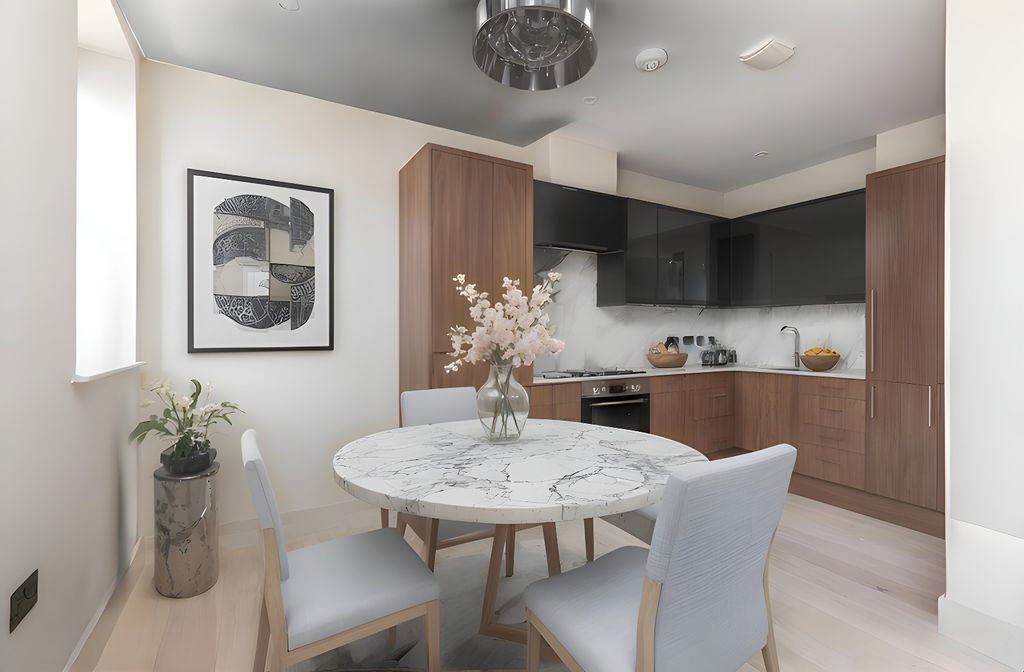 Property photo 3 of 9 3806742