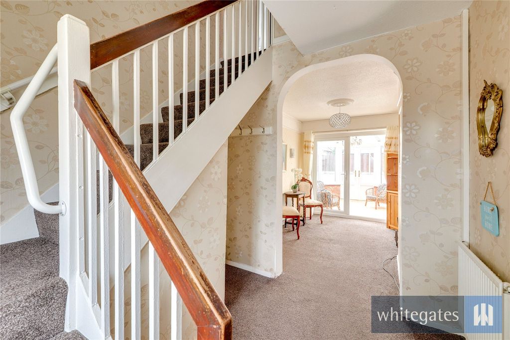 Property photo 2 of 32 Picture No. 02