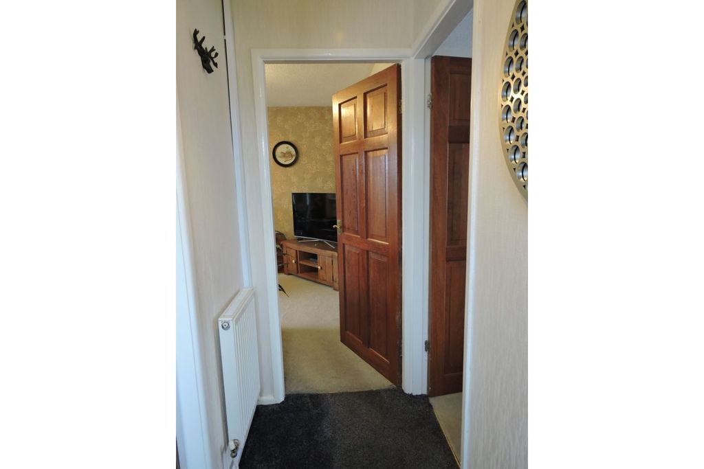 Property photo 3 of 20