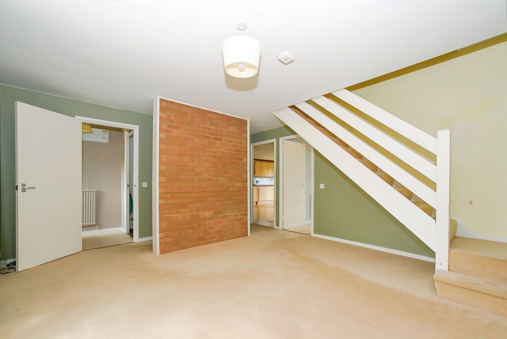 Property photo 3 of 18