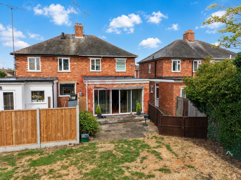 Property photo 2 of 19