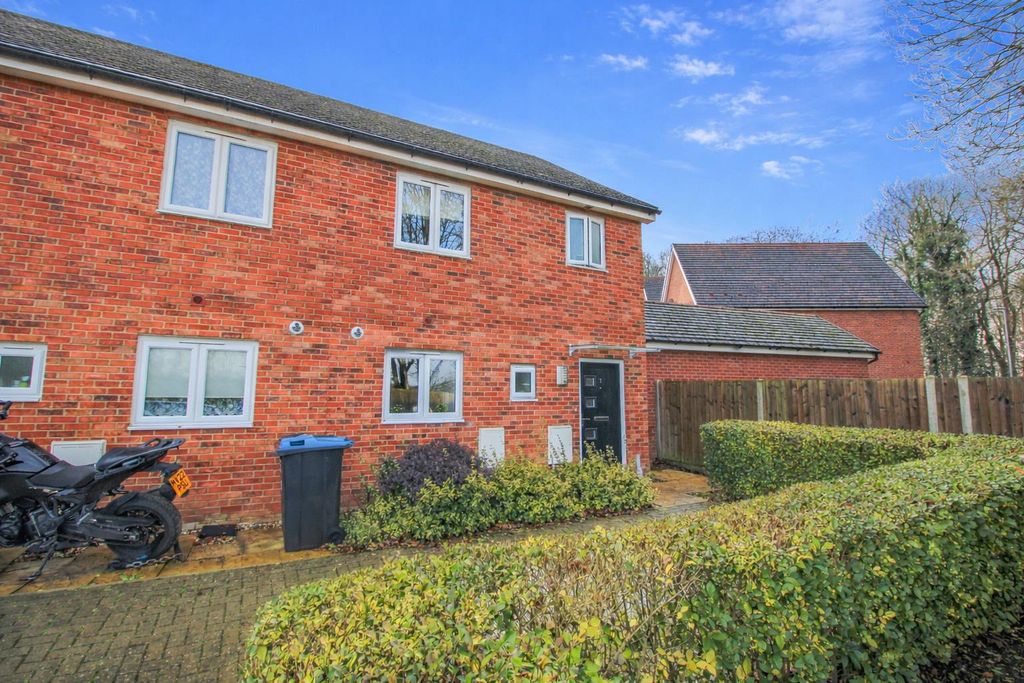 Property photo 1 of 13 Bracewell Front.Png